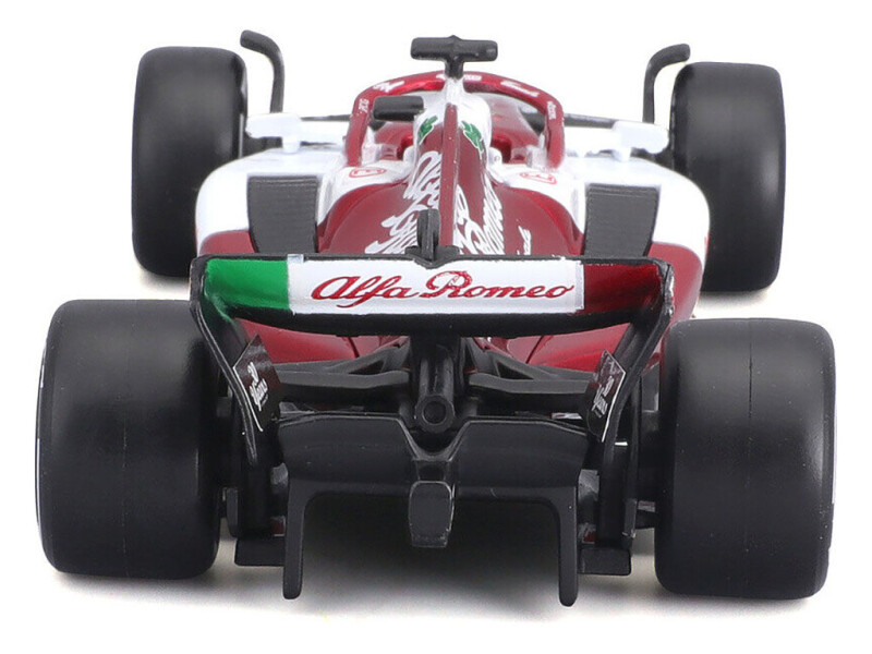 Bburago Alfa Romeo Orlen C42 1:43 (2022) #77 Valtteri Bottas